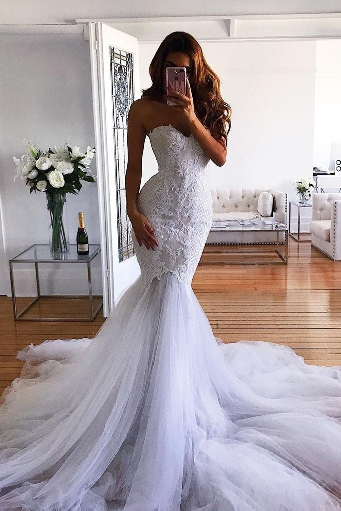 Bmbride Mermaid Sweetheart Sweep Train Tulle Lace Appliqued Wedding Dress in White