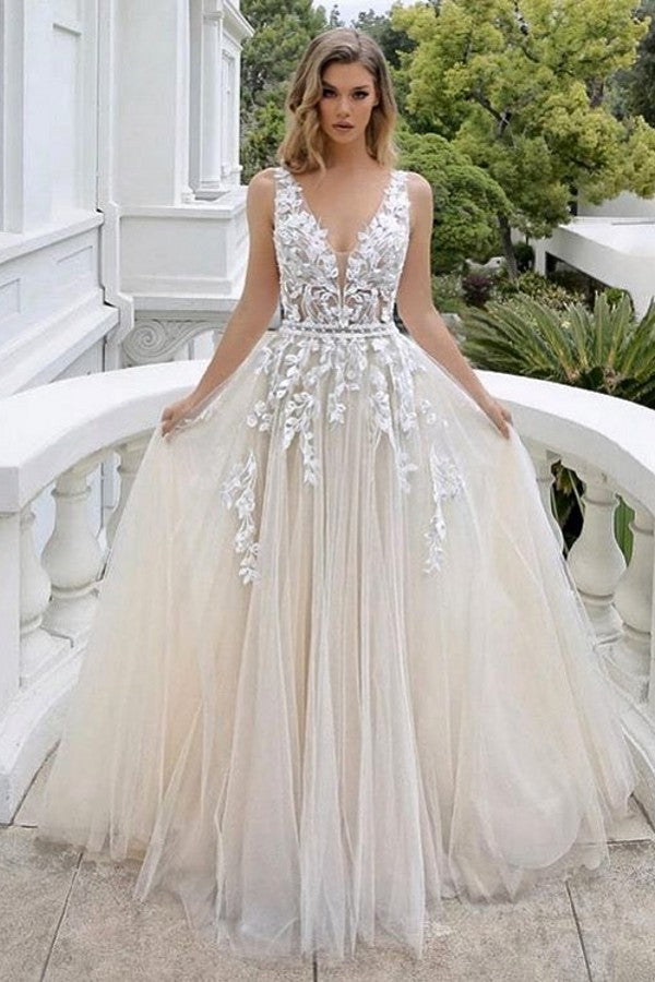 Bmbride Luxurious Long A-line V-neck Tulle Sleeveless Backless Wedding Dress with Lace