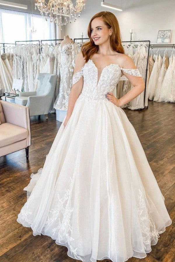 Bmbride Vintage Sweetheart Off-Shoulder Backless A-Line Train Wedding Dress With Appliques Lace