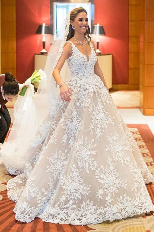 Bmbride Long A-line V-neck Lace 3D Floral Wedding Dress