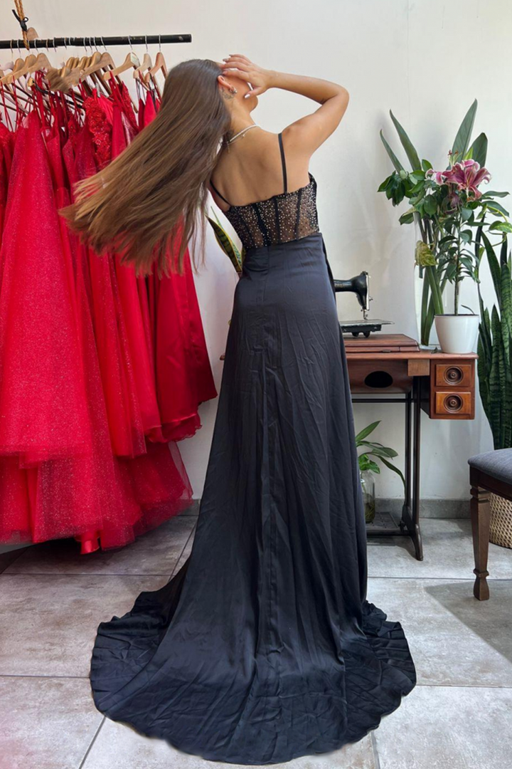 V-Neck Black Long Prom Dress with Slit Featuring Pleats