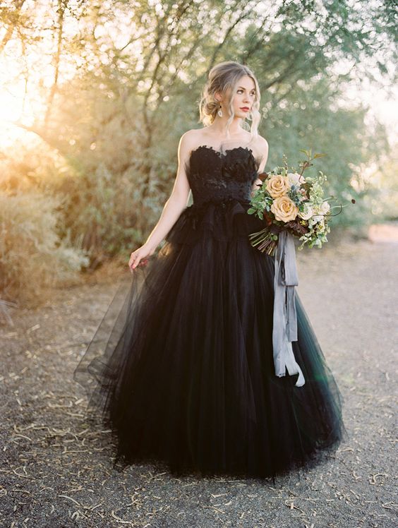 Bmbride Long Black Tulle Wedding Dress with Lace