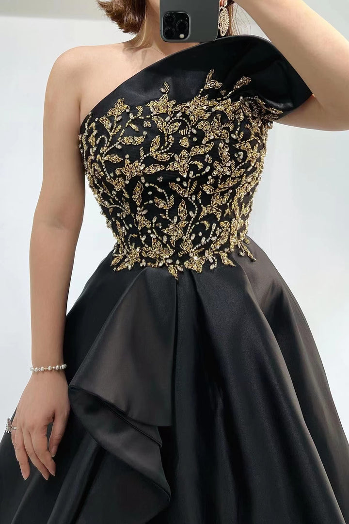 Stunning Black Strapless Sleeveless Beaded Evening Dress With One Shoulder Slit