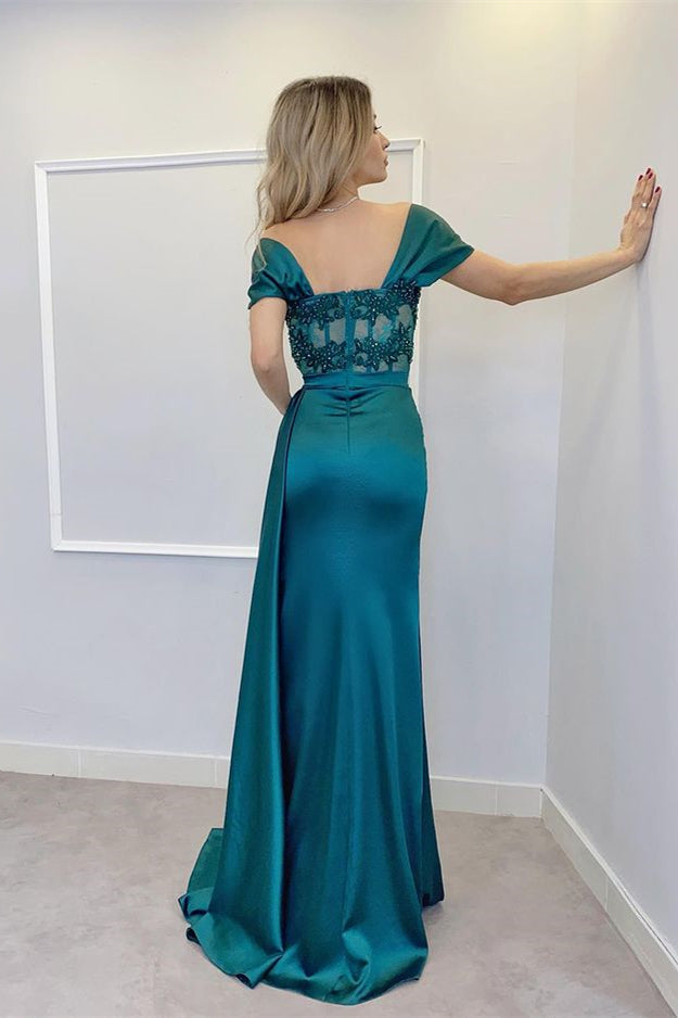 Off-the-Shoulder Evening Dress Featuring Appliques