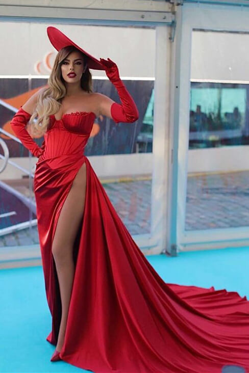 Red Off-the-Shoulder Evening Dress with Strapless Long Sleeves and Slit