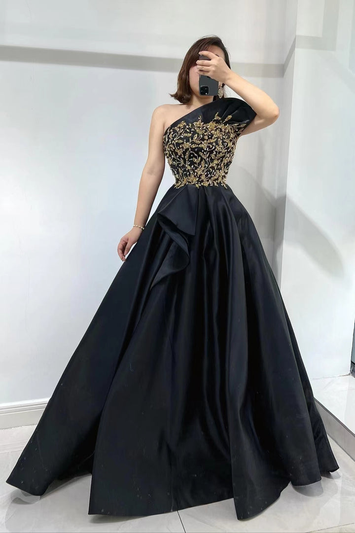 Stunning Black Strapless Sleeveless Beaded Evening Dress With One Shoulder Slit