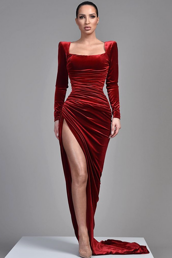 Samt Evening Dress with Long Sleeves Square Pleated Design and High Slit