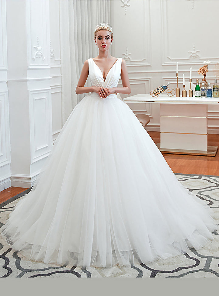 A-line V-Neck Sleeveless Tulle Cathedral Train Dress-koscy