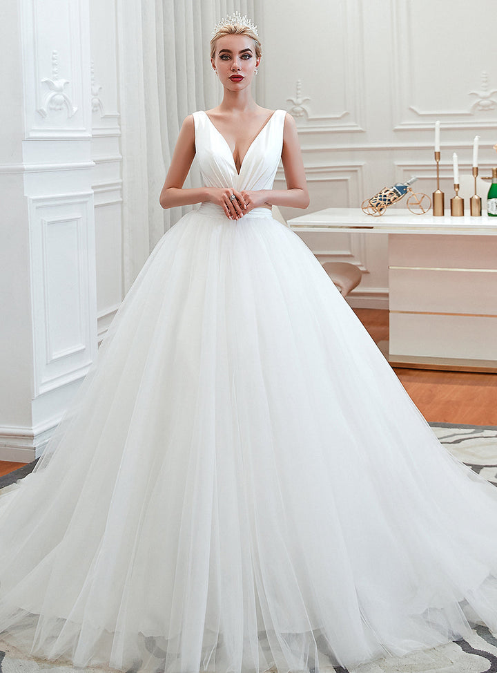 A-line V-Neck Sleeveless Tulle Cathedral Train Dress-koscy