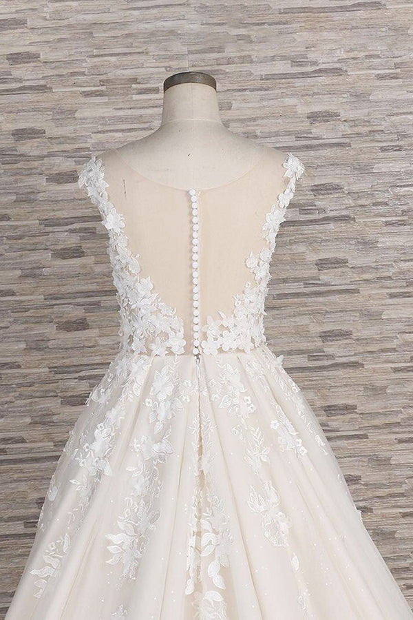 Bmbride Exquisite Lace Appliqués Tulle A-line Bridal Gown