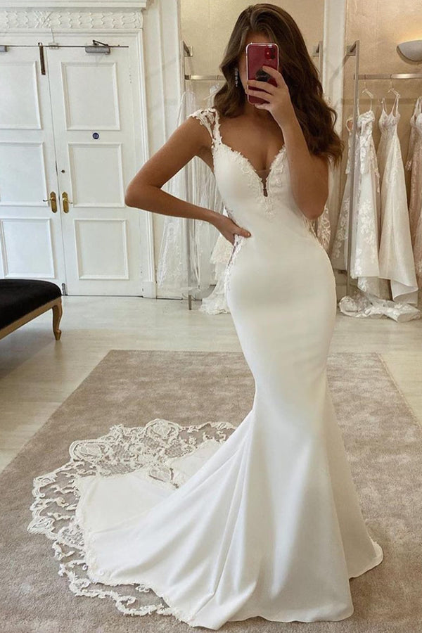 Bmbride Deep V-neck Appliques Lace Satin Floor-length Mermaid Bridal Gown