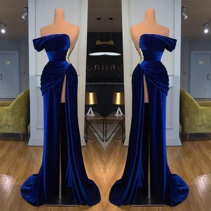 One-Shoulder Dark Blue Mermaid Prom Dress with Bead Embellishments and Long Split