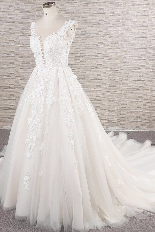 Bmbride Exquisite Lace Appliqués Tulle A-line Bridal Gown