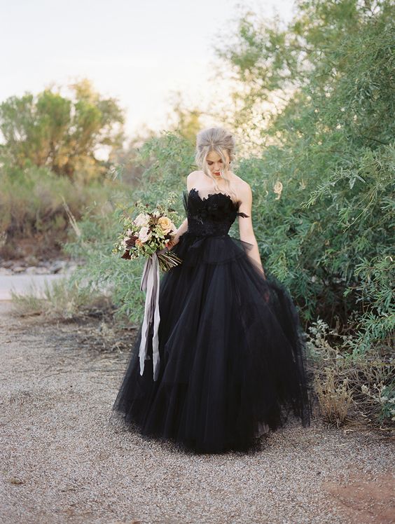 Bmbride Long Black Tulle Wedding Dress with Lace