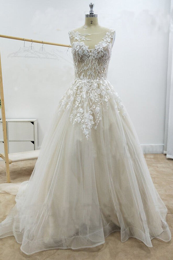 Bmbride Appliques Tulle Chapel Train Wedding Dress