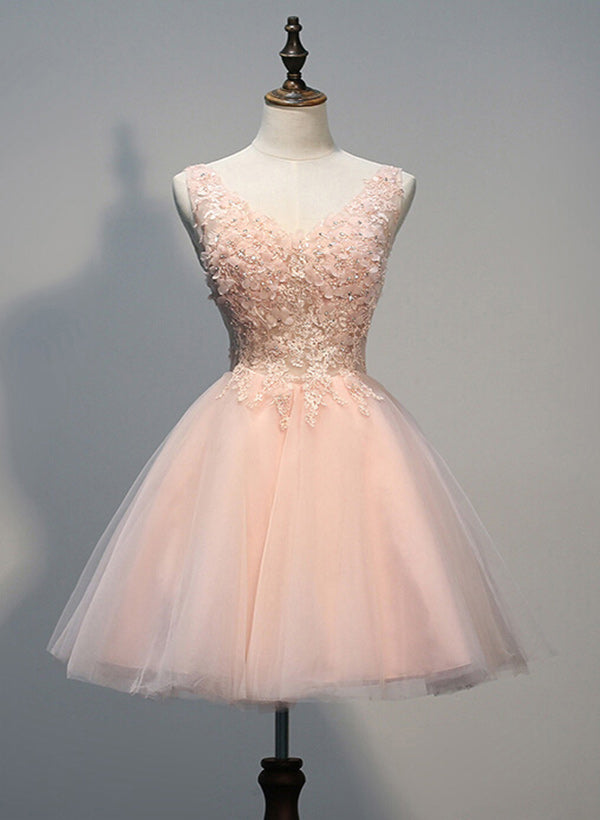 Short/Mini Bridesmaid Dress With Appliques Lace A-Line/Princess V-Neck Tulle