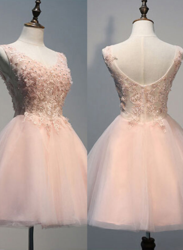 Short/Mini Bridesmaid Dress With Appliques Lace A-Line/Princess V-Neck Tulle