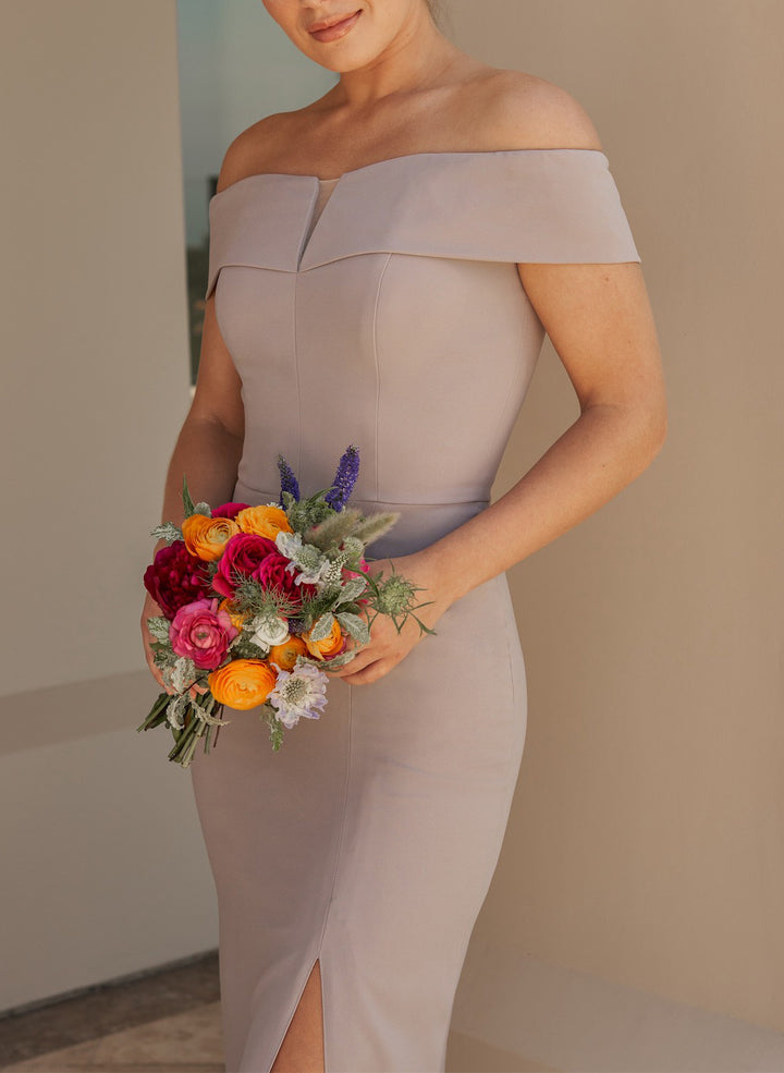 Off-the-Shoulder Sheath/Column Bridesmaid Gowns