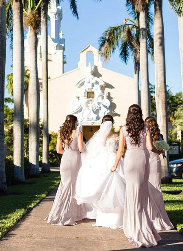 Elegant Satin Bridesmaid Dresses with Sheath/Column Square Neckline and Sleeveless